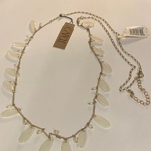 NWT Carole necklace